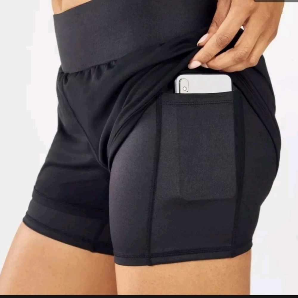 Fabletics Olesia Shorts